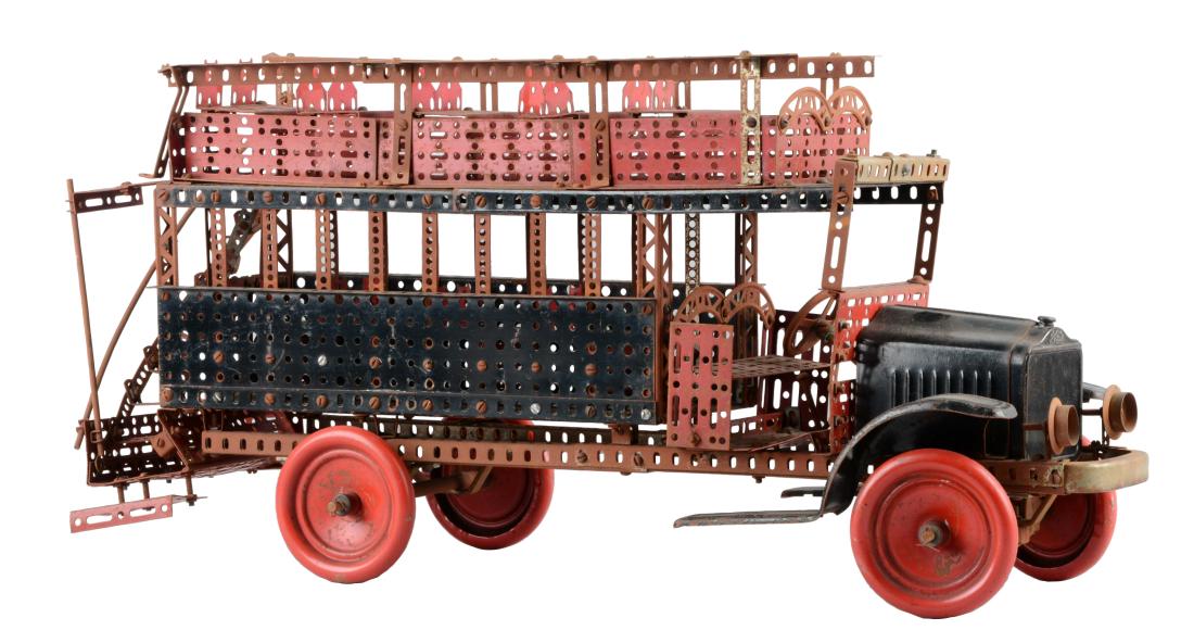 Gilbert Erector Set Double Decker Bus. (1 of 2)