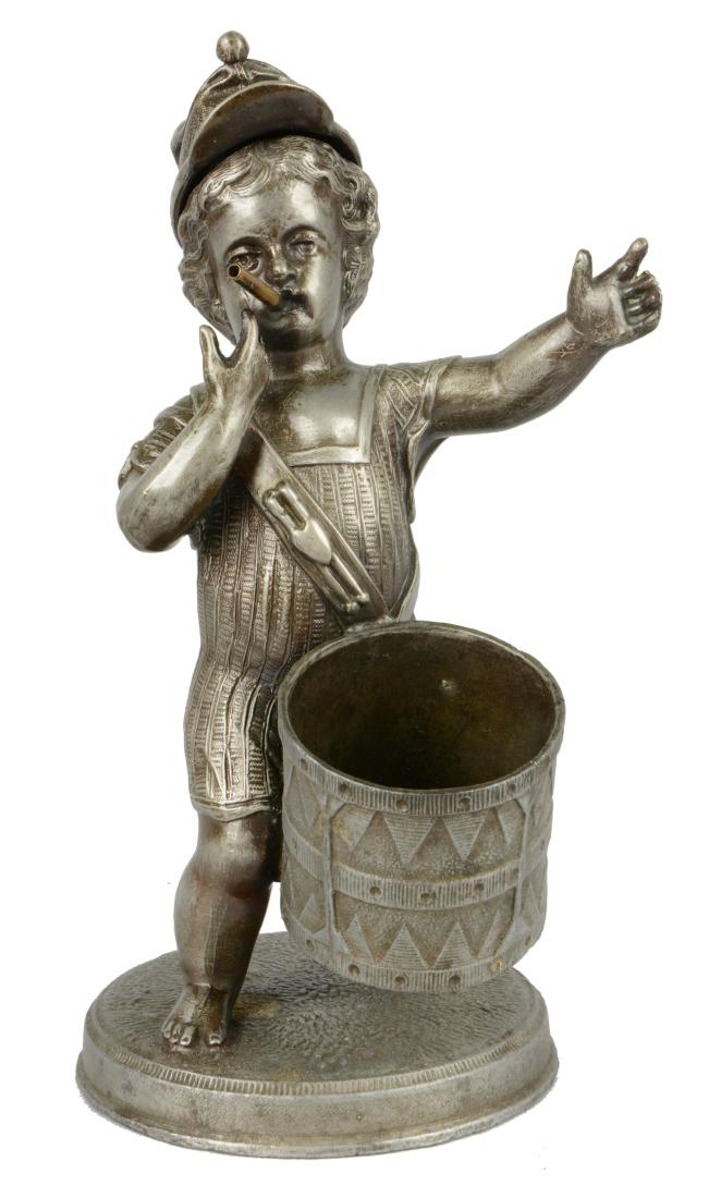 Drummer Boy Kerosene Cigar Lighter With Matchstick (1 of 8)