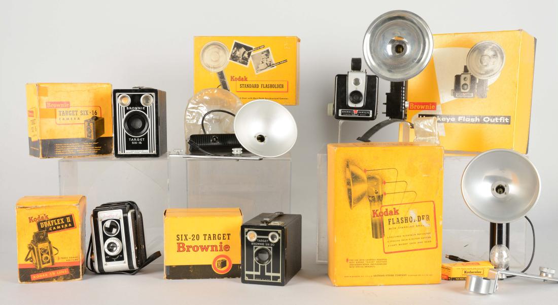 Lot Of 6: Kodak Cameras And Parts. (1 of 7)