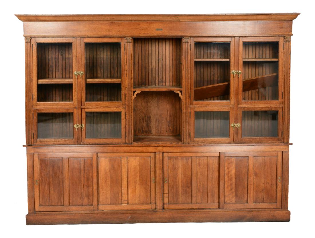 Julius Bender Store Display Cabinet. (1 of 10)