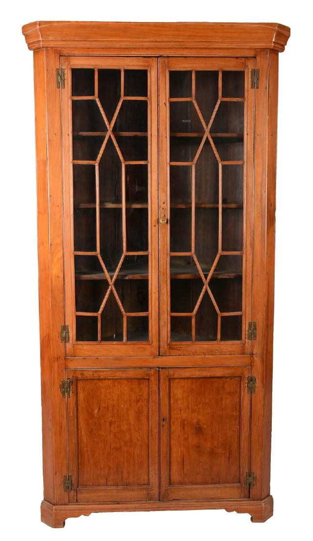 Rare Early American Corner Cabinet. (1 of 12)