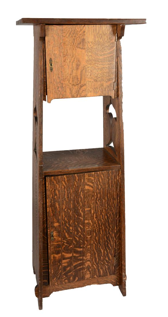 Gentleman's Combination Liquor And Cigar Chest. (1 of 9)