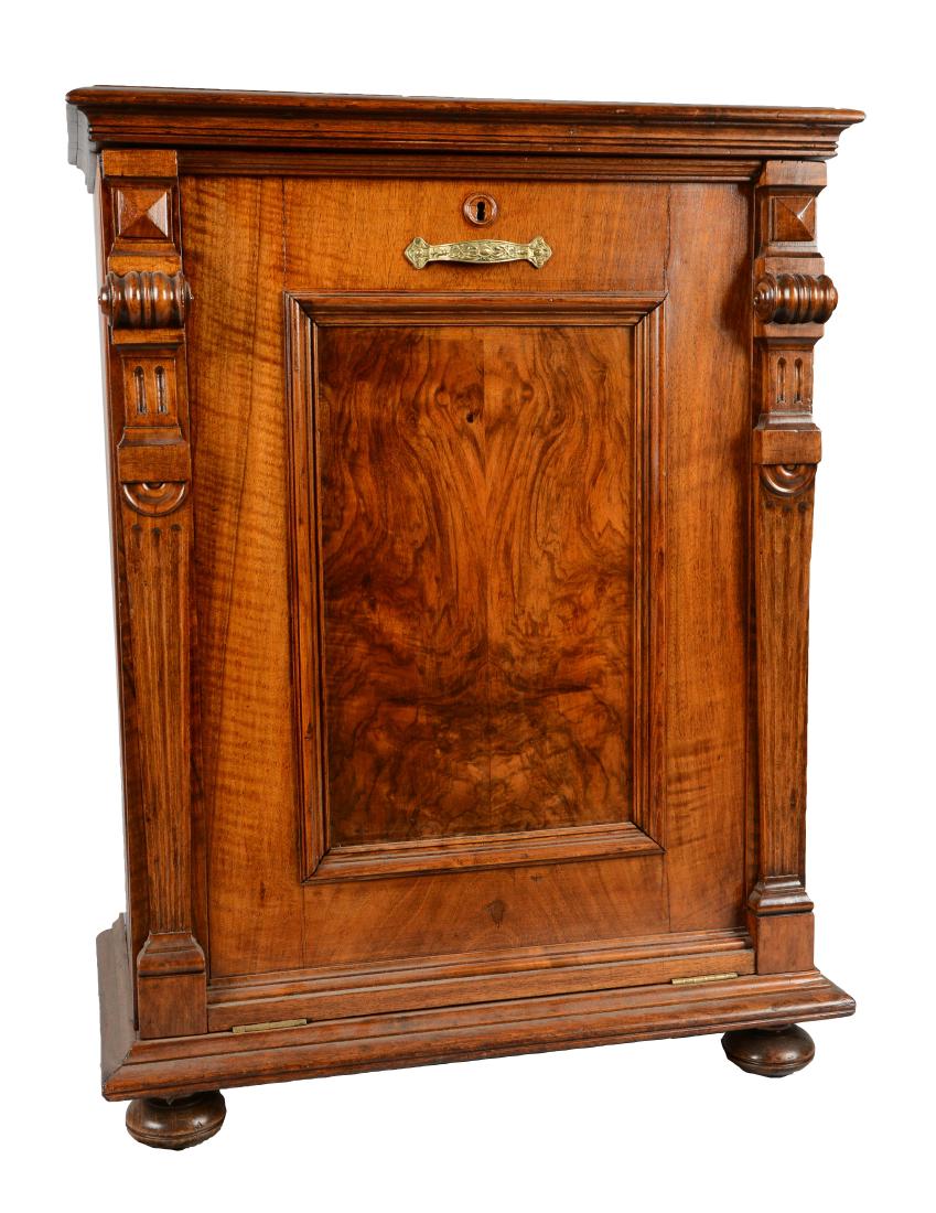 Polyphon Music Box Disc Storage Cabinet. (1 of 10)