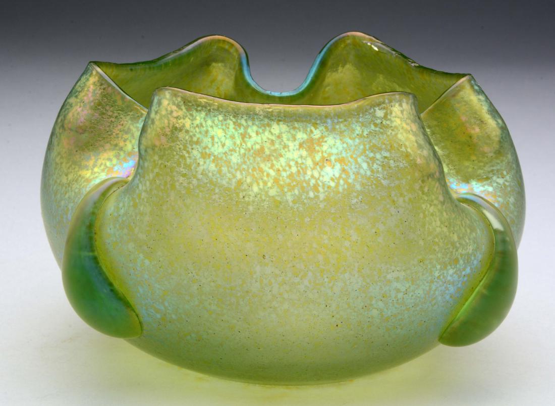 Loetz Austria Cisele M. Tropfen.: Loetz Cisle m tropfen bowl. The piece was manufactured circa 1902 â€“ 1903. For attribution, see "Loetz Bohemian Glass, 1880 â€“ 1940" (Cantz). No damage is present, however there is a filam