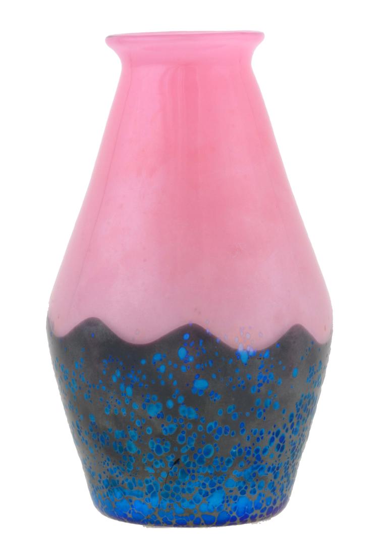 Loetz Ausf 228 Vase. (1 of 7)