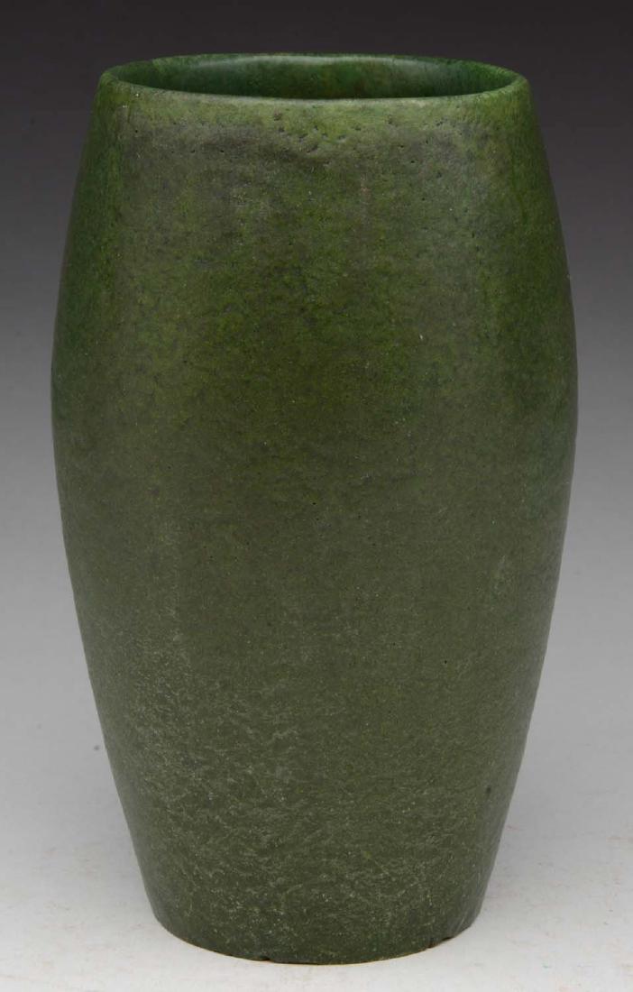 Grueby Arts & Crafts Vase. (1 of 5)