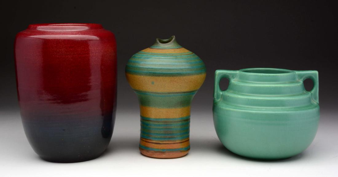 Lot of 3: Vases. (1 of 9)