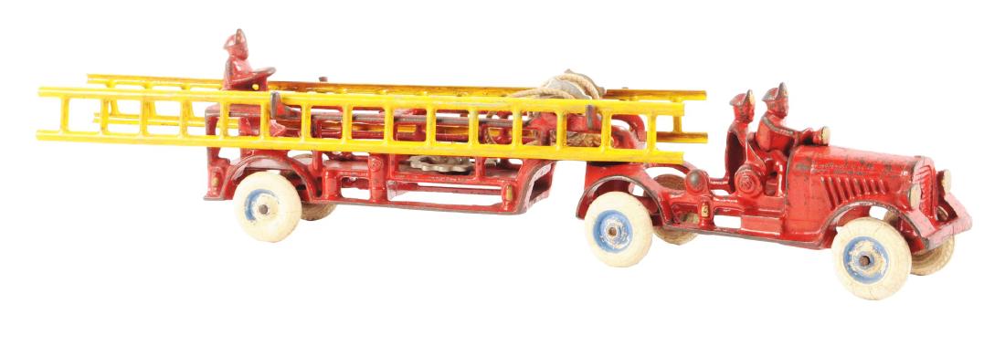 Arcade Cast Iron Tandem Ladder Truck. (1 of 2)