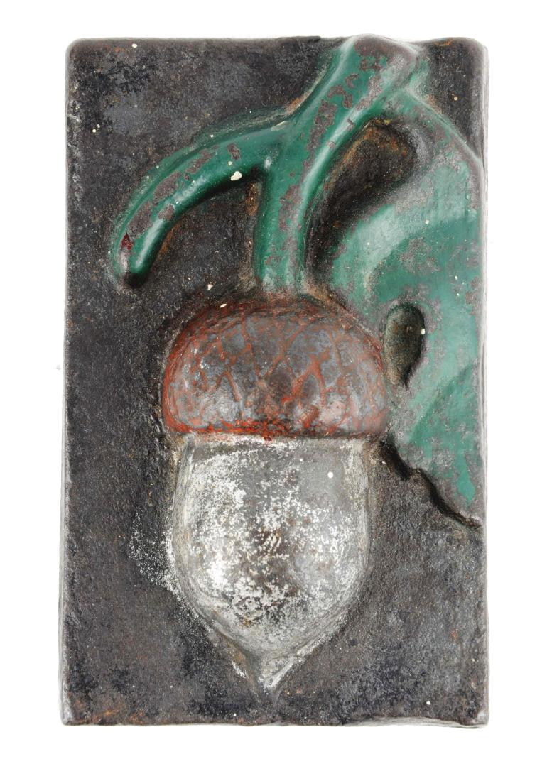 Cast Iron Acorn Doorstop. (1 of 2)