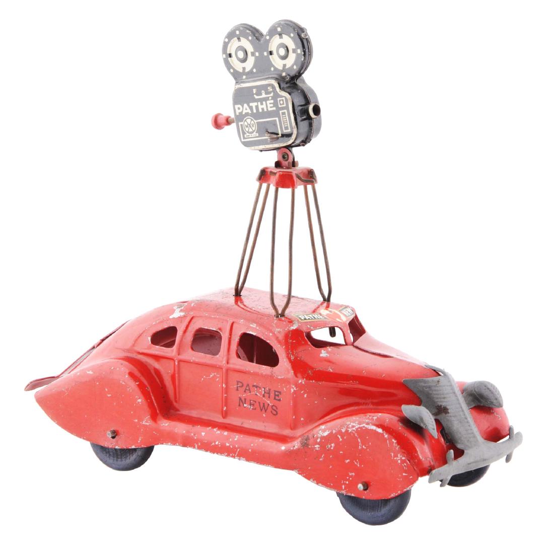 Scarce Marx Pressed Steel Pathe News Car. (1 of 6)