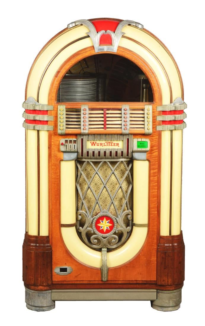 Multi-Coin Wurlitzer Model 1015 Jukebox. (1 of 7)