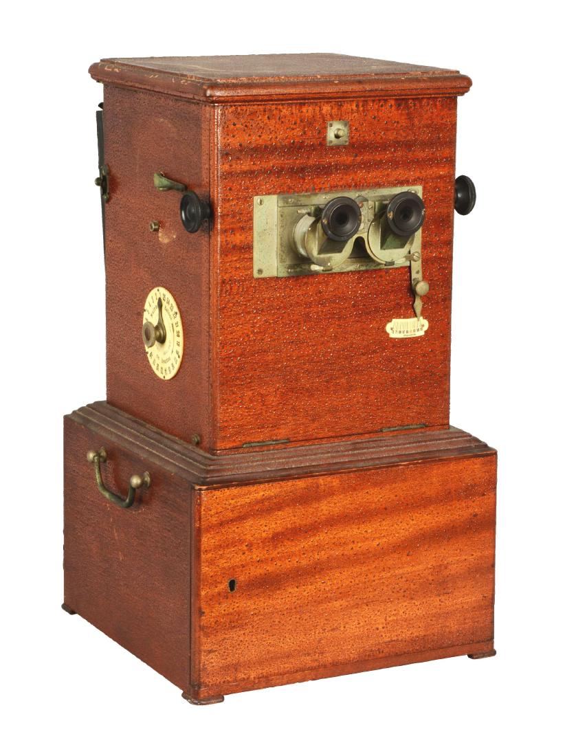 Le Taxiphote Glass Viewer Stereoscope. (1 of 7)