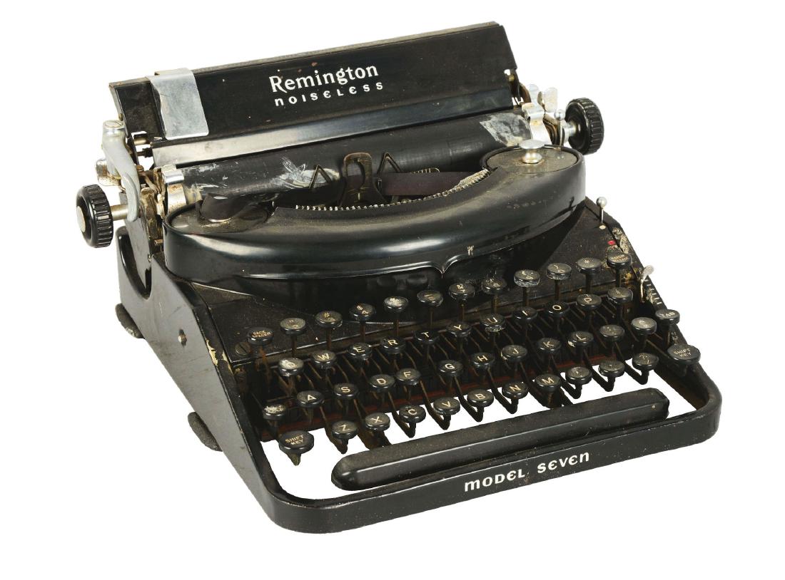 Remington Noiseless No. 7 Typewriter. (1 of 5)