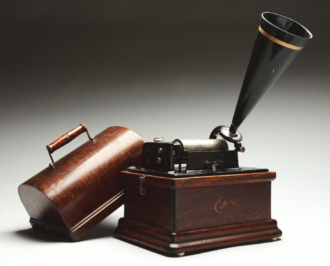 An Edison Fireside Phonograph. (1 of 7)