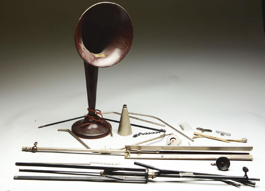 A Papier-Mache Horn w/ Stands & Parts.: This lot consists of a papier-mache horn with stands and parts. Overall the pieces in this lot are in good condition with normal wear present.Condition:(Very Good - Excellent).Dimensions:Largest: 32" 