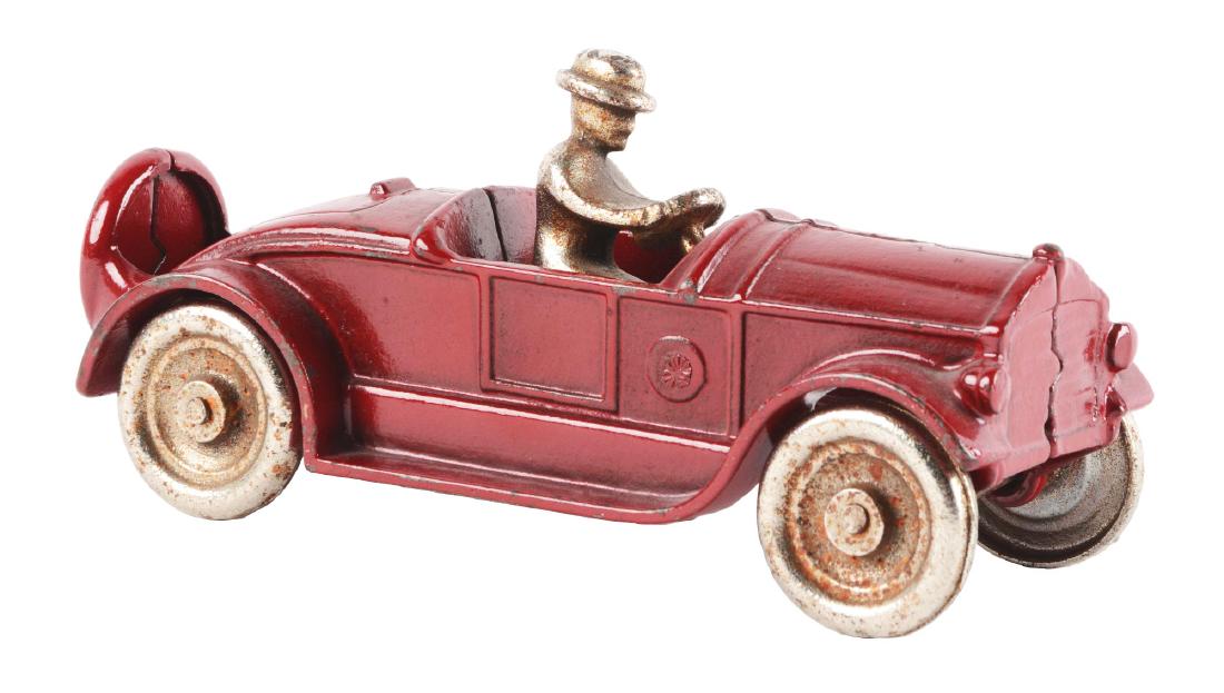 Cast Iron Kilgore Sport Roadster. (1 of 4)