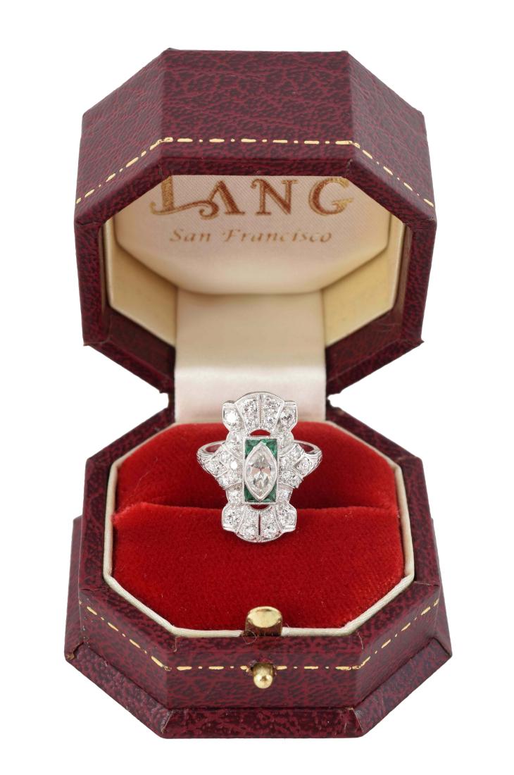 18K White Gold Antique Diamond Ring. (1 of 7)