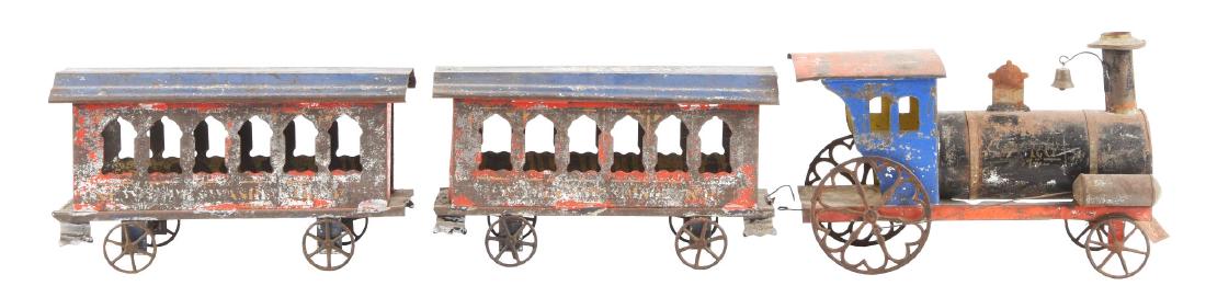 Early American Tin Passenger Train Set. (1 of 2)