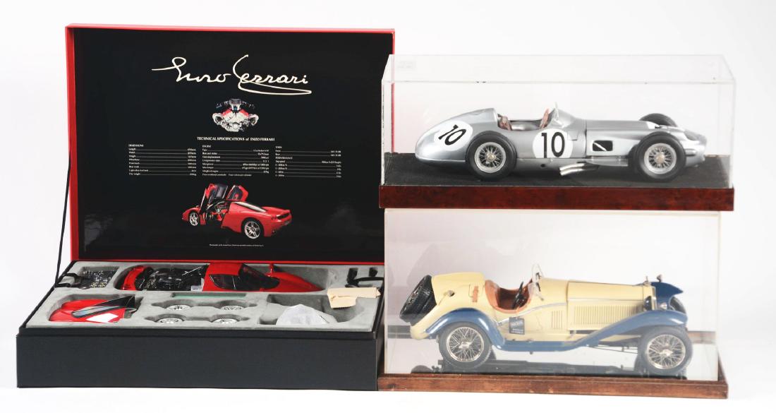 Lot Of 3: 1/12 Scale Enzo Ferrari In Box & Race Cars In (1 of 2)