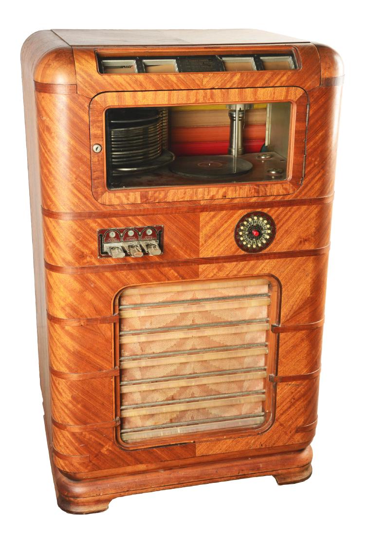 Multi-Coin Wurlitzer Model 616A Jukebox. (1 of 5)