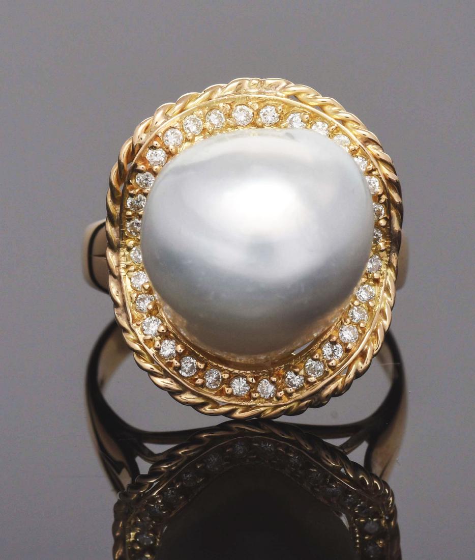 14K Yellow Gold South Sea Pearl & Diamond Ring. (1 of 3)