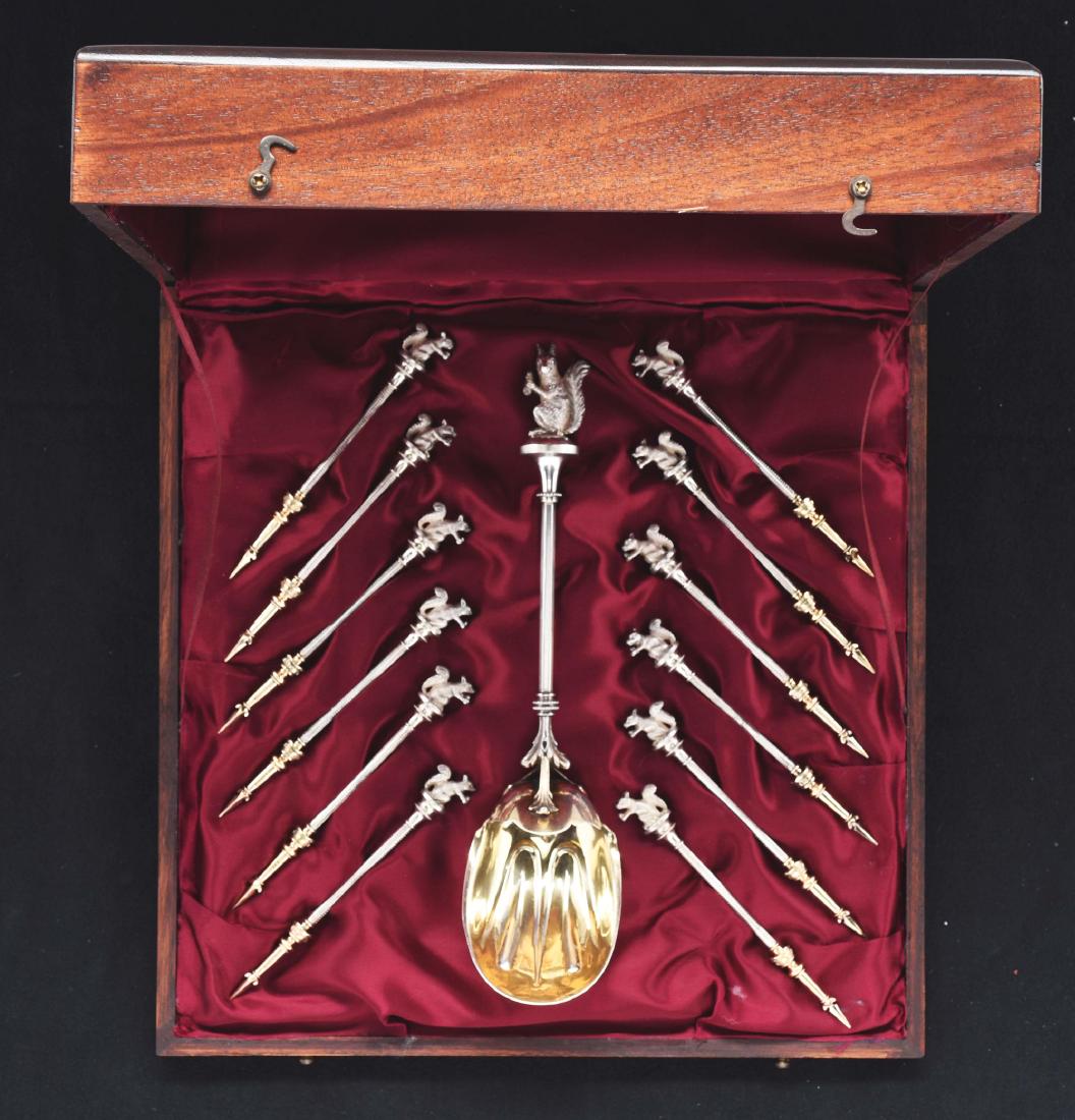 An American Figural Nut Set. (1 of 3)