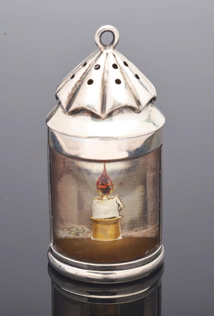 Sterling Silver Antique Vinaigrette. (1 of 3)