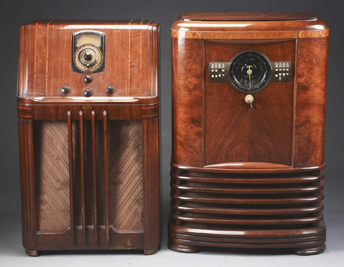 Lot Of 2: Philco Model 38-3 & Zenith Sutterdial Zephyr: Lot includes: 1) Philco Model 38-3 Console Radio has ten tubes and is missing one tube, in good condition. 2) Zenith Shutterdial Console Zephyr Model 9-S-367 and includes nine tubes, in very good cond