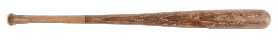 Cy Williams Game Used Louisville Slugger Baseball Bat. (1 of 3)