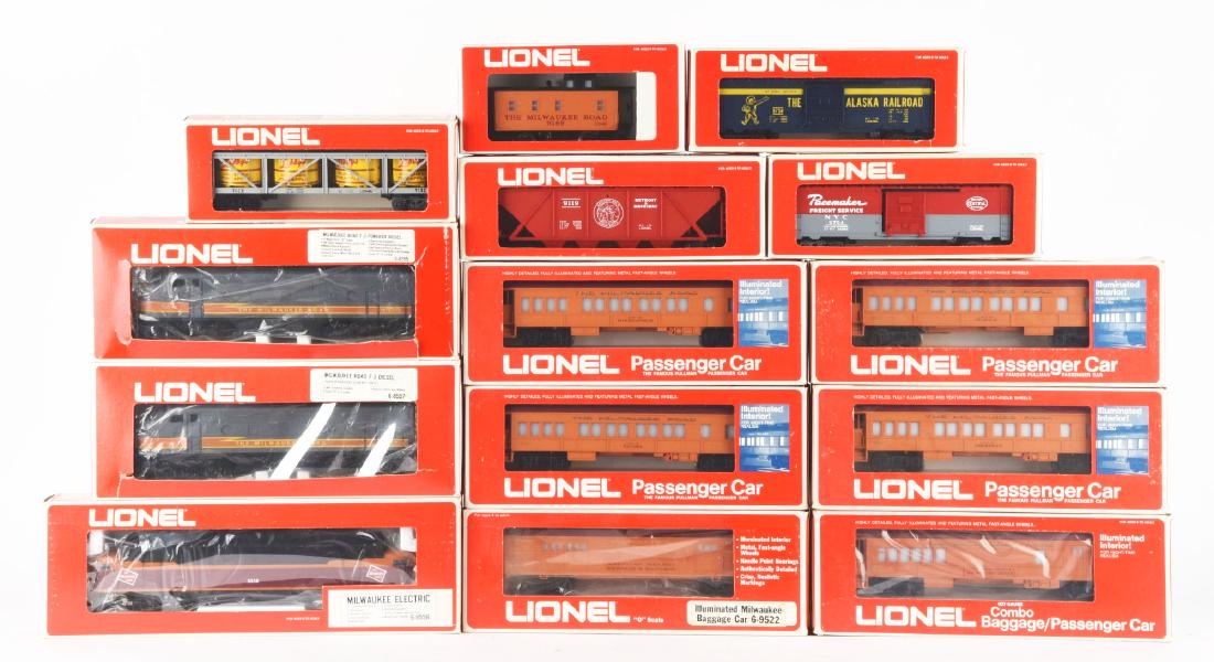 Lot of 14: Lionel Milwaukee Road Train Sets With (1 of 2)