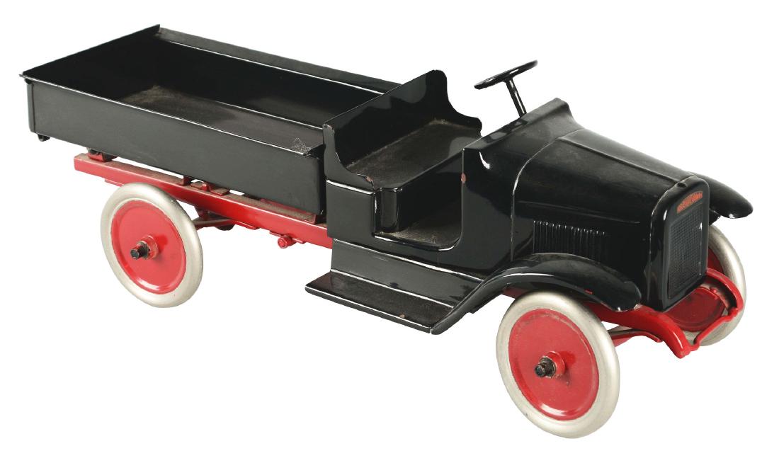Pressed Steel Buddy "L" Chain Driven Dump Truck. (1 of 4)