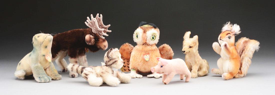 Lot of 7: Steiff Animals. (1 of 1)