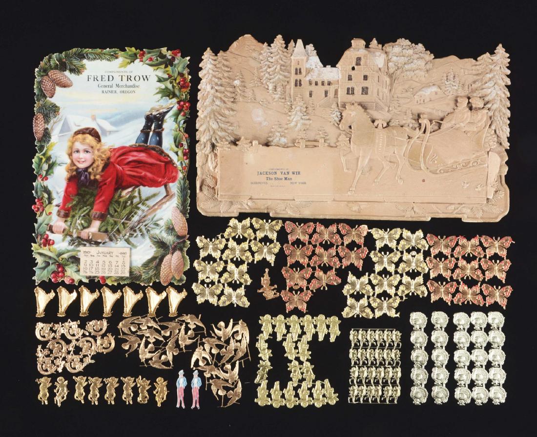 Lot Of 3: Christmas Dresden Trim In Box & 2 Die-Cuts. (1 of 1)