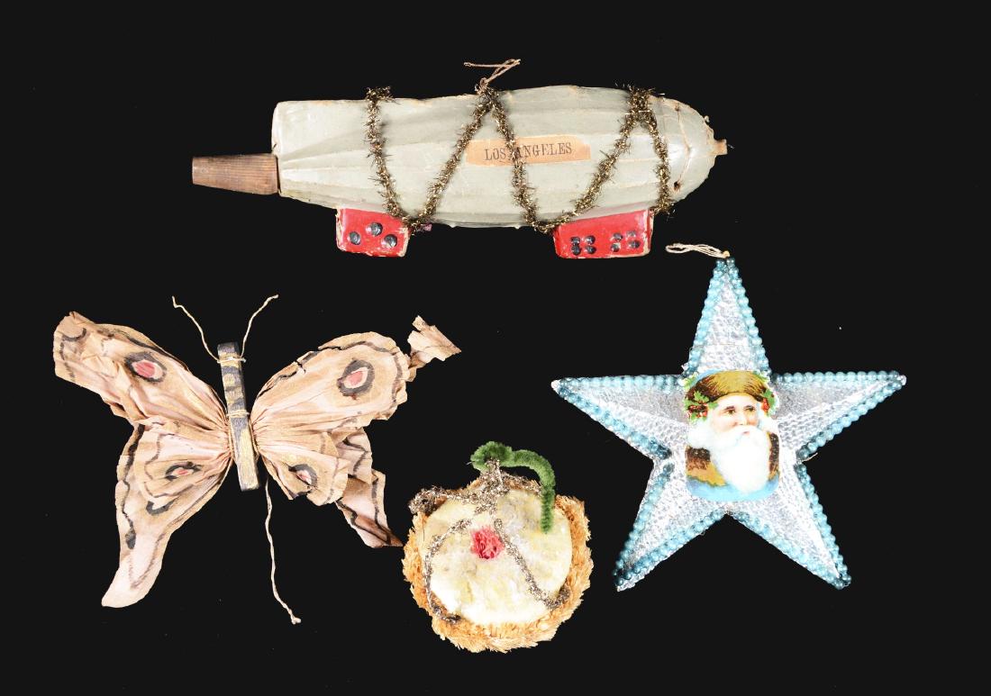 Lot of 4: Christmas Ornaments. (1 of 1)