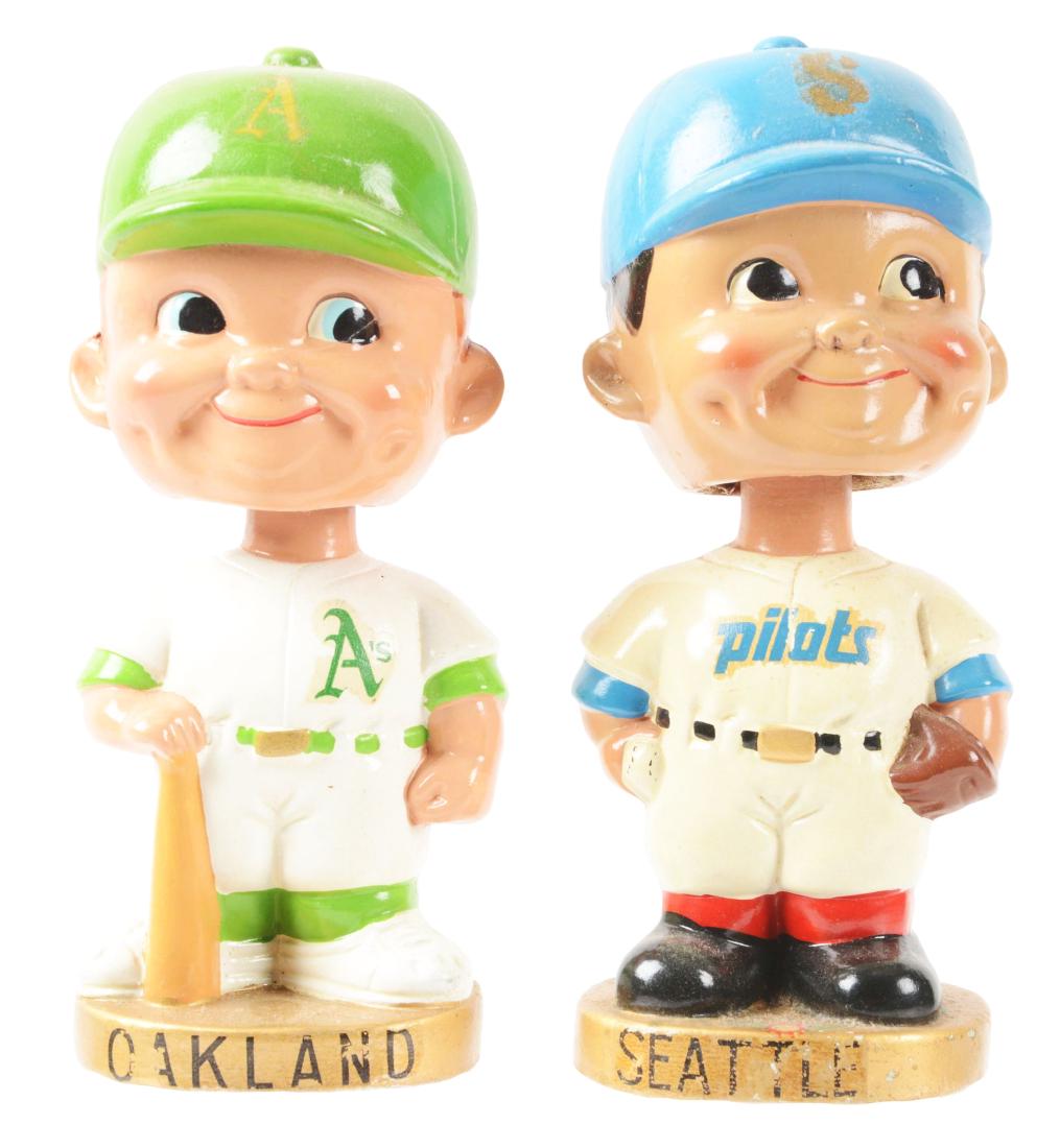 Lot Of 2: Scarce Gold Round Base Composition Baseball (1 of 2)