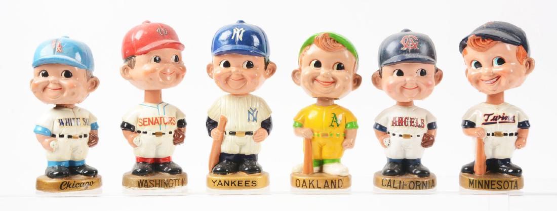 Lot of 6: 1966-1971 Round Gold Base Boy Face Baseball (1 of 1)