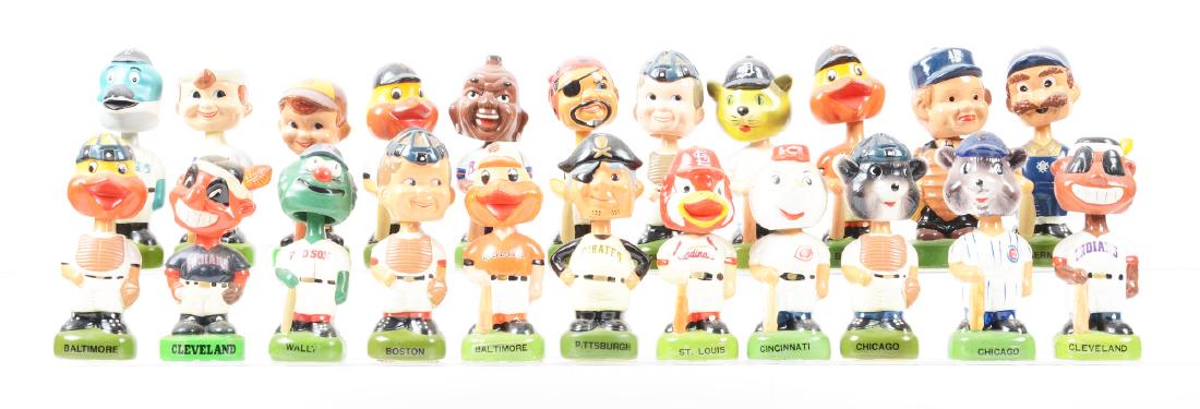 Lot of 22: Contemporary Baseball Bobble Heads. (1 of 1)