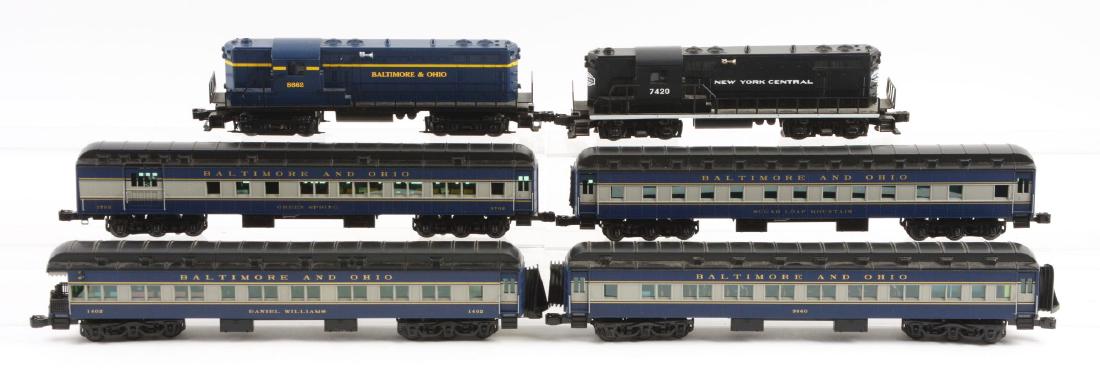 Lot of 12: Lionel Locomotive and Cars. (1 of 2)