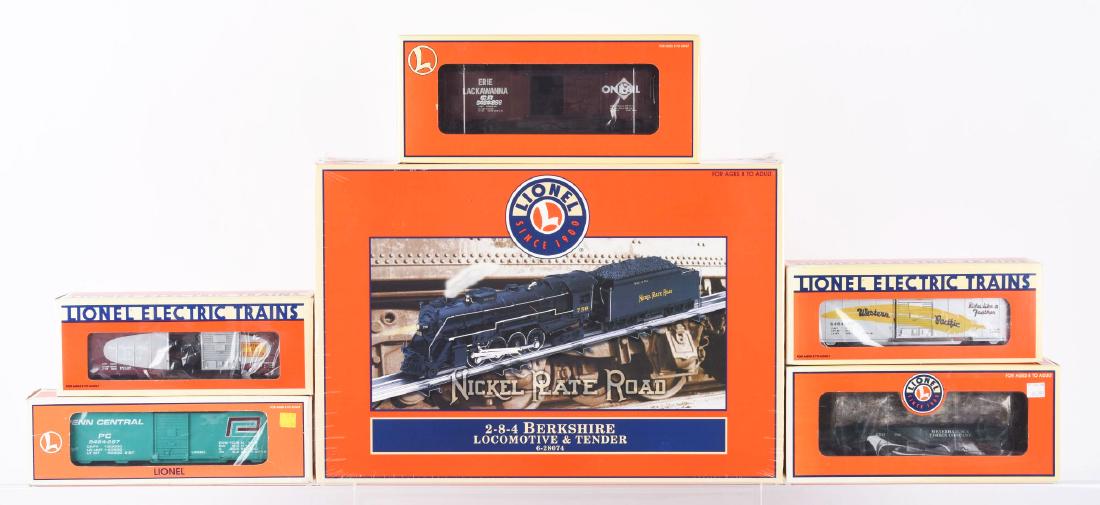 Lot Of 6: Lionel No. 28074 Locomotive & Freight Cars.: Lot consists of: No. 28074 Berkshire Locomotive and Tender; No. 29234 Erie Lackawanna/Conrail Boxcar; No. 29436 Weyerhaeuser Skeleton Log Car; No. 17225 Penn Central Boxcar; No. 19259 Western Pacific 