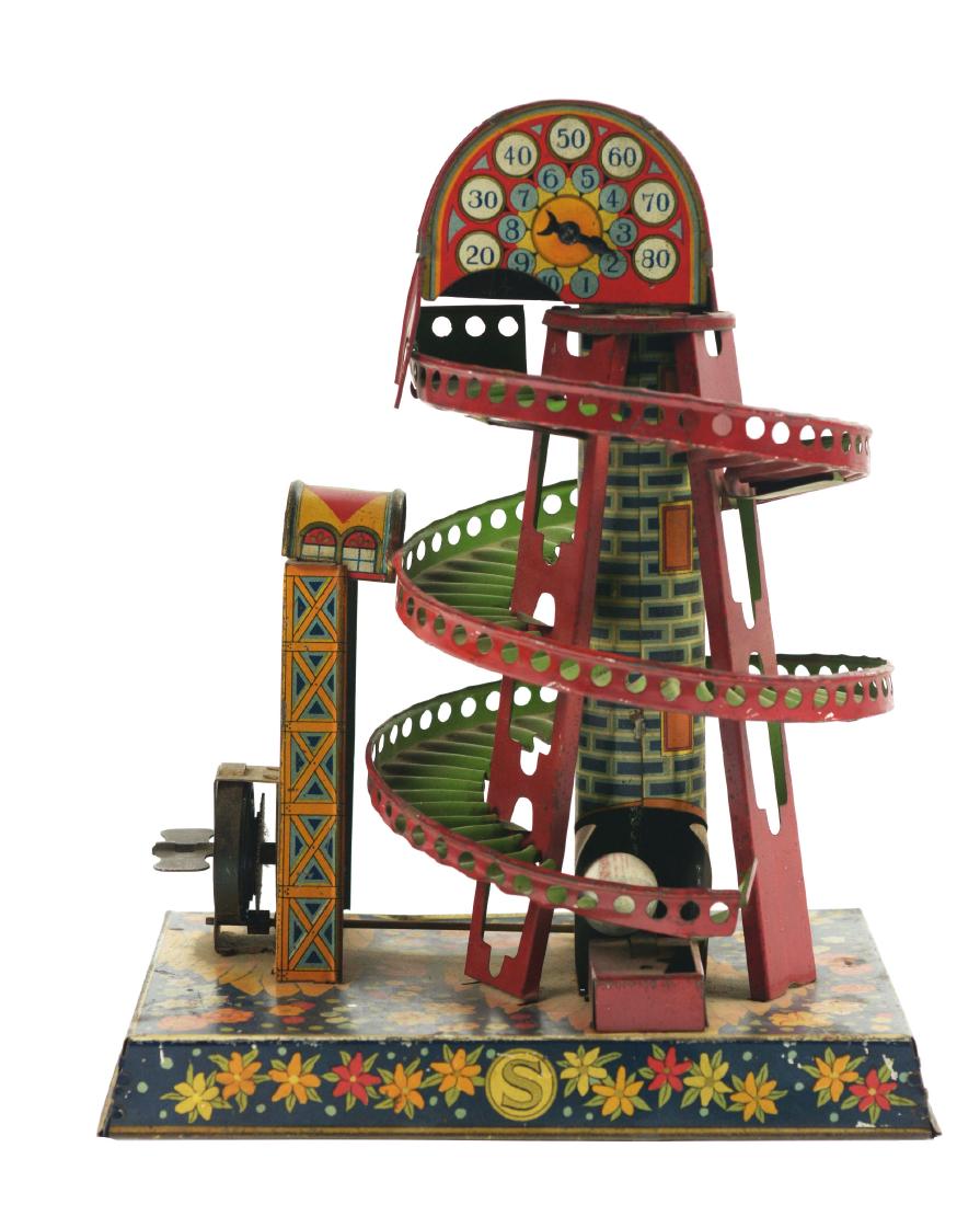 Japanese Pre-War Tin Litho Wind Up Ball Toy. (1 of 4)