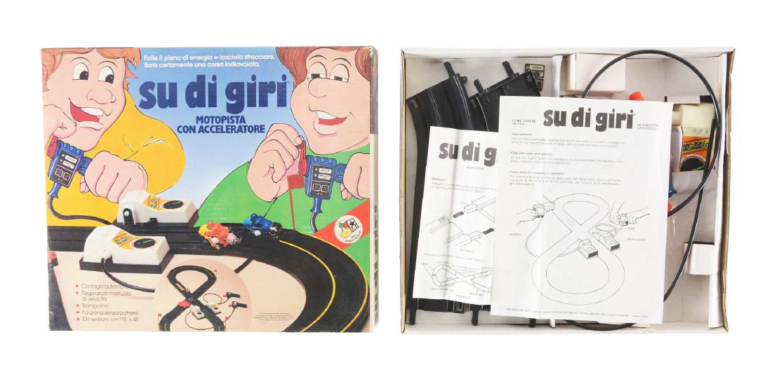 Lot of 4: Boxed Slot Car Sets. (1 of 4)