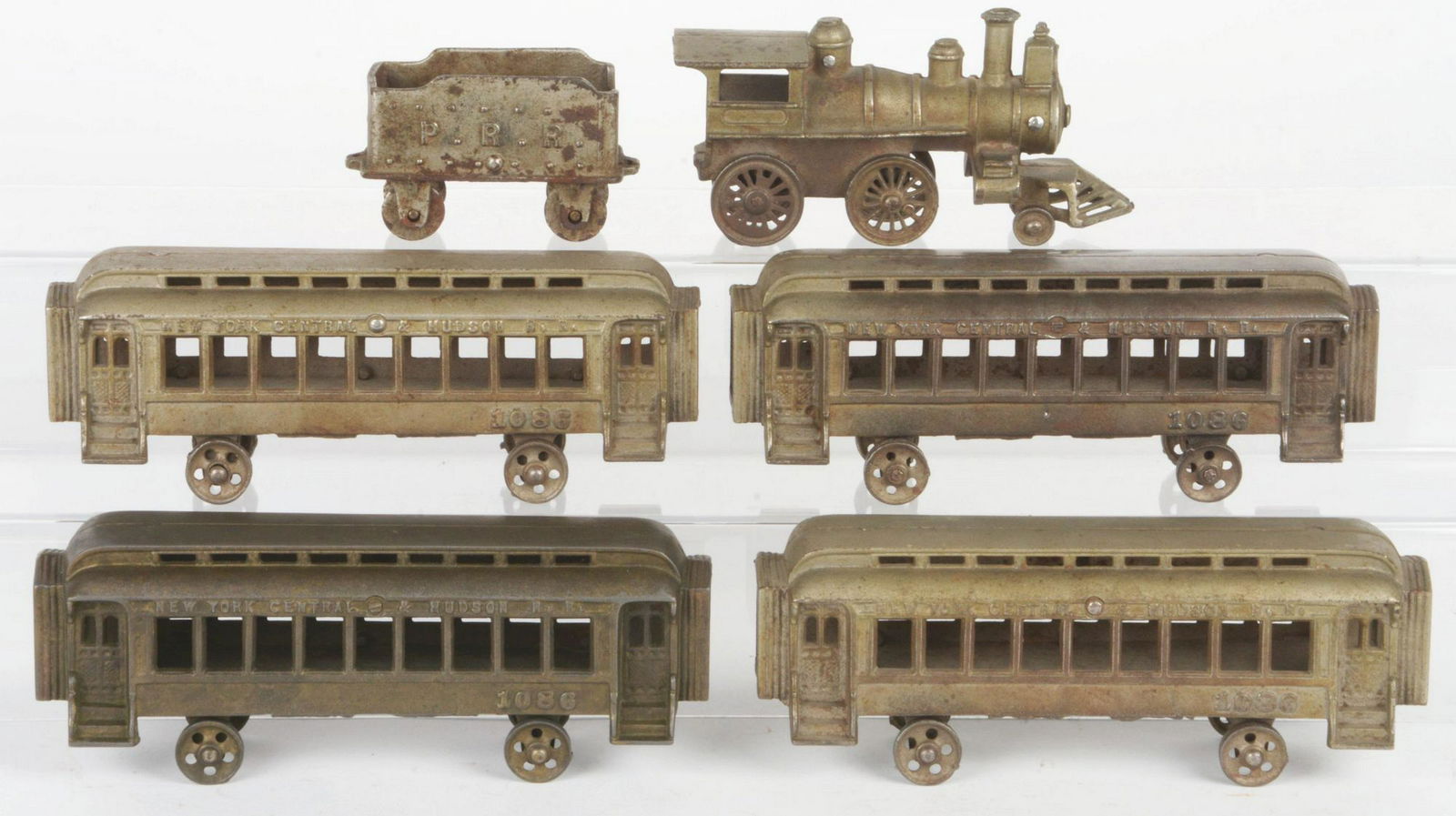 Six-Piece Arcade Cast-Iron Floor Toy Train. (1 of 1)