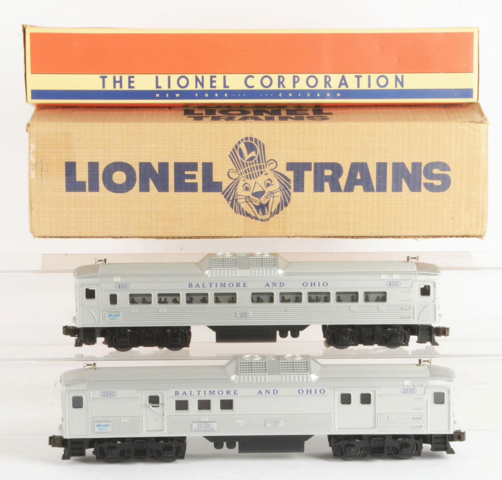 Lot of 2: Lionel No. 38313 Budd Cars. (1 of 1)