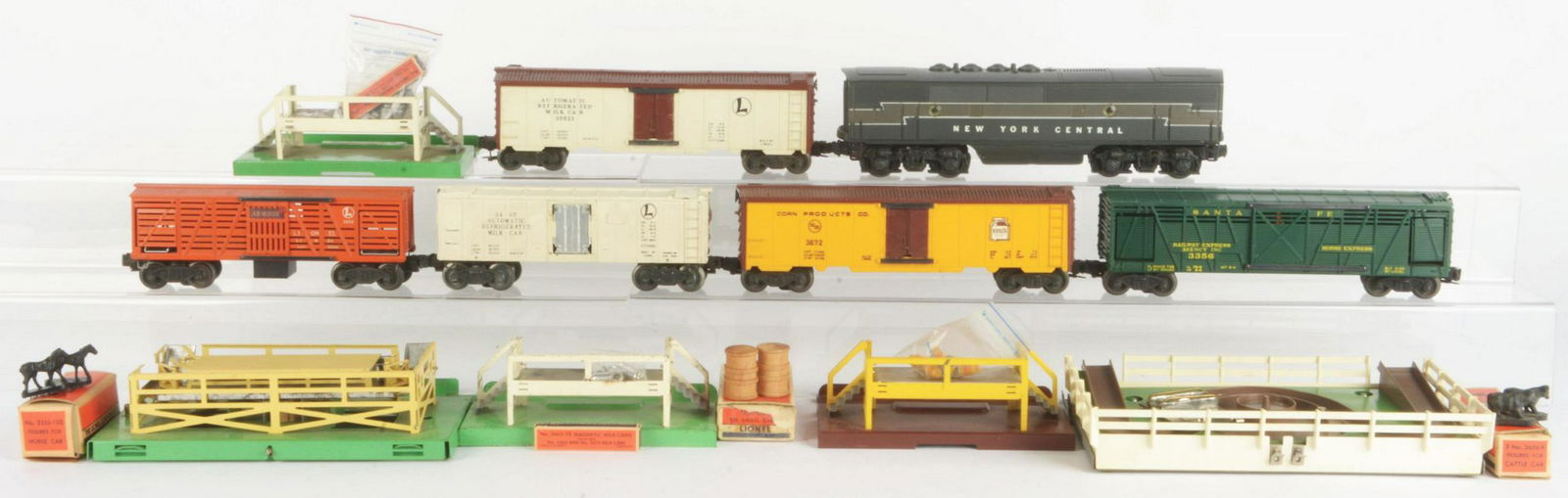 Lot of 7: Lionel Operating Milk Car, Horse Car & New (1 of 2)