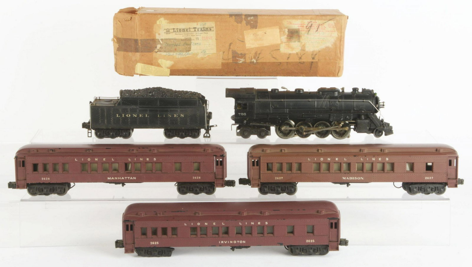 Lionel No. 726 Locomotive & Tender and Three Passenger: Set consists of: a Lionel No. 726 Locomotive is complete and all original from 1947, very clean and very attractive in excellent condition, comes with original box with insert, box has some stains and