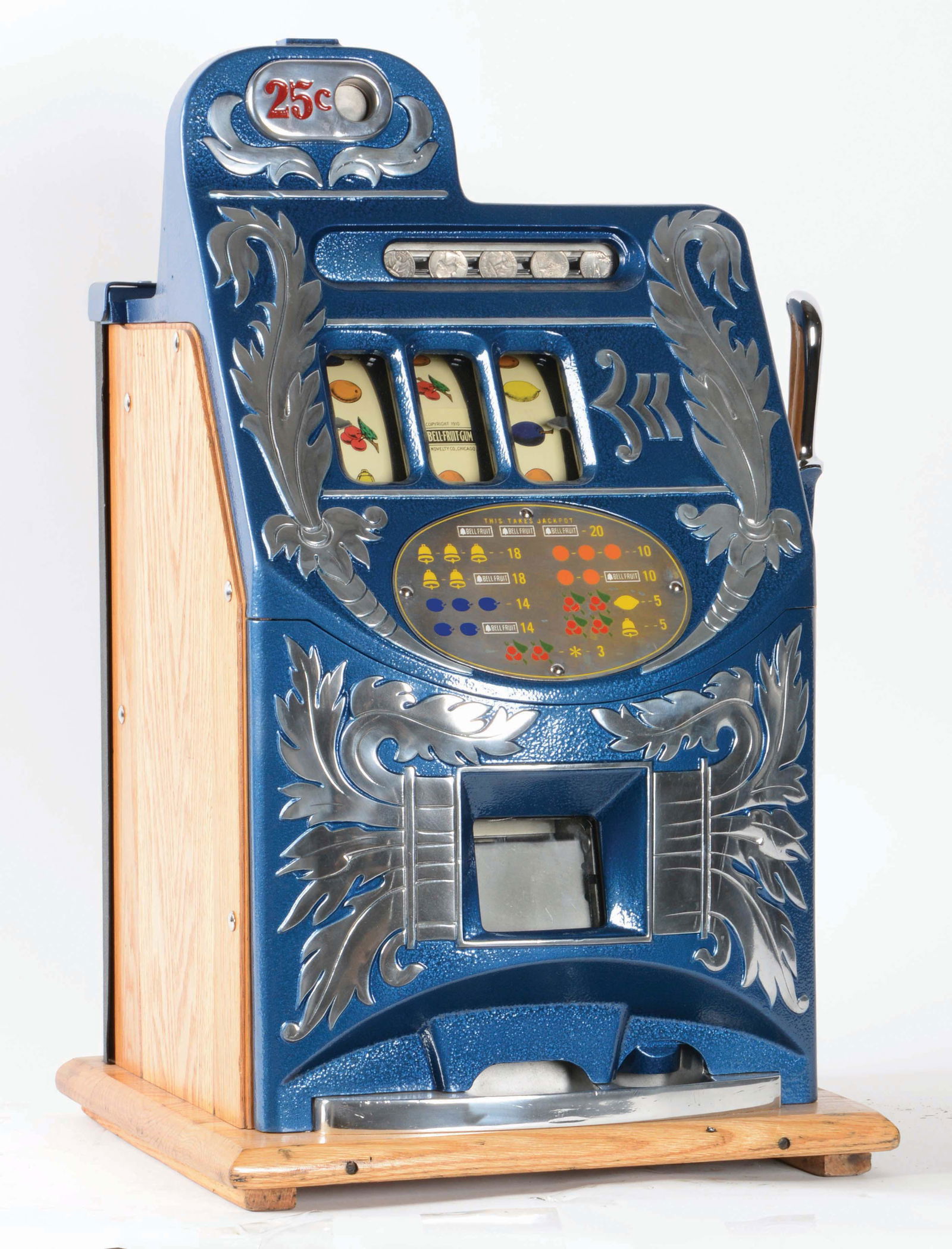 25¢ MILLS EXTRA BELL "AIKENS FRONT" SLOT MACHINE. (1 of 5)