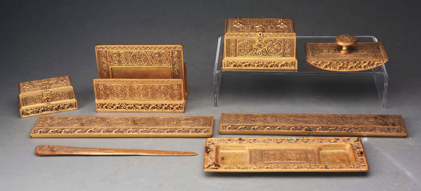 TIFFANY STUDIOS VENETIAN DESK SET. (1 of 1)