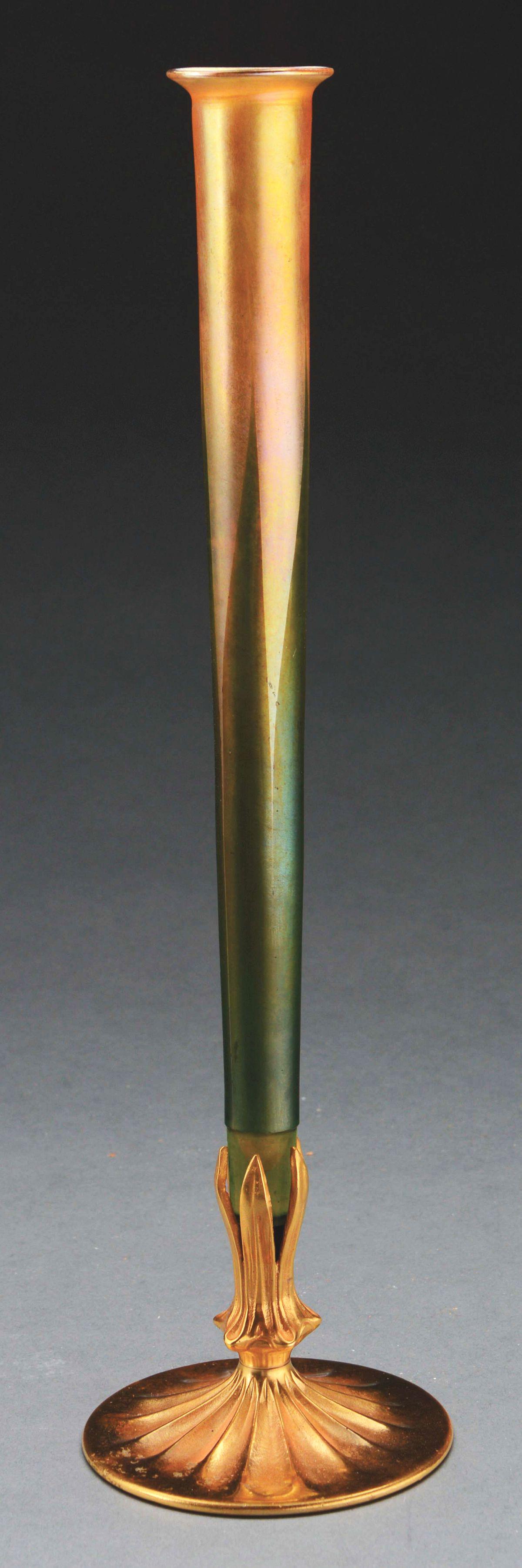 TIFFANY BUD VASE. (1 of 7)