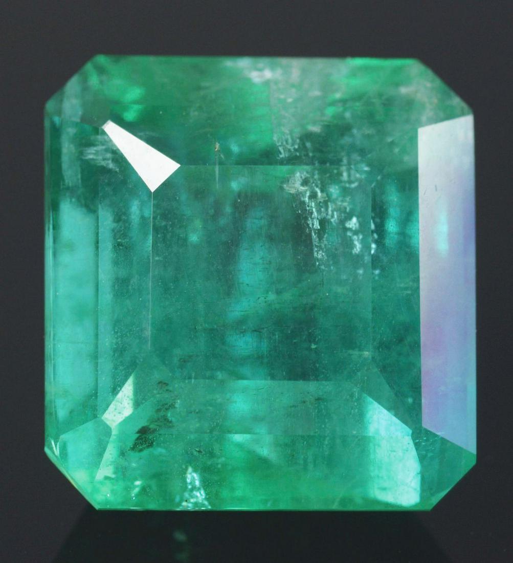 12.89CT NATURAL EMERALD WITH ORIGINAL GIA REPORT. (1 of 4)