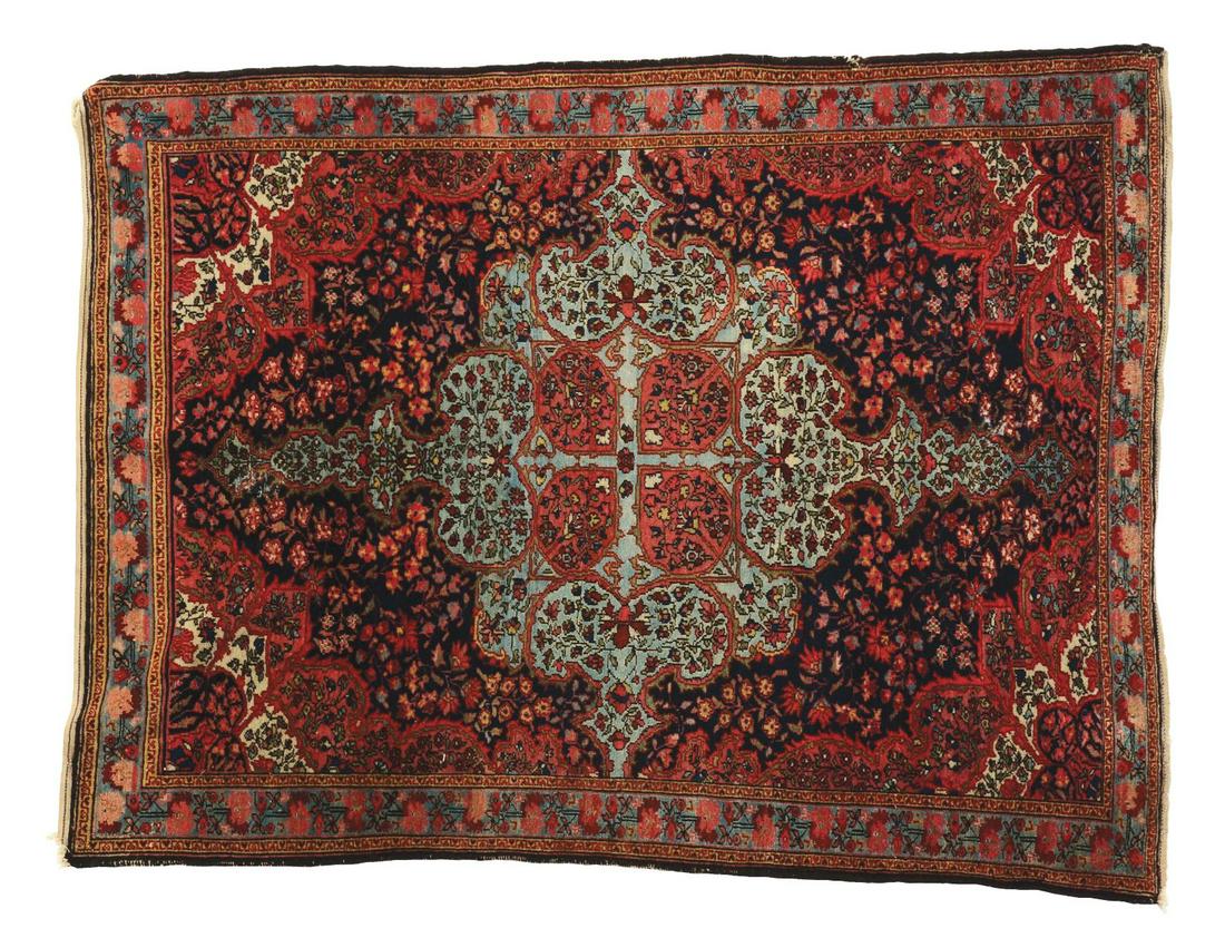 A FINE ANTIQUE SAROUK MAT. LAST QUARTER, 19TH CENTURY. (1 of 5)
